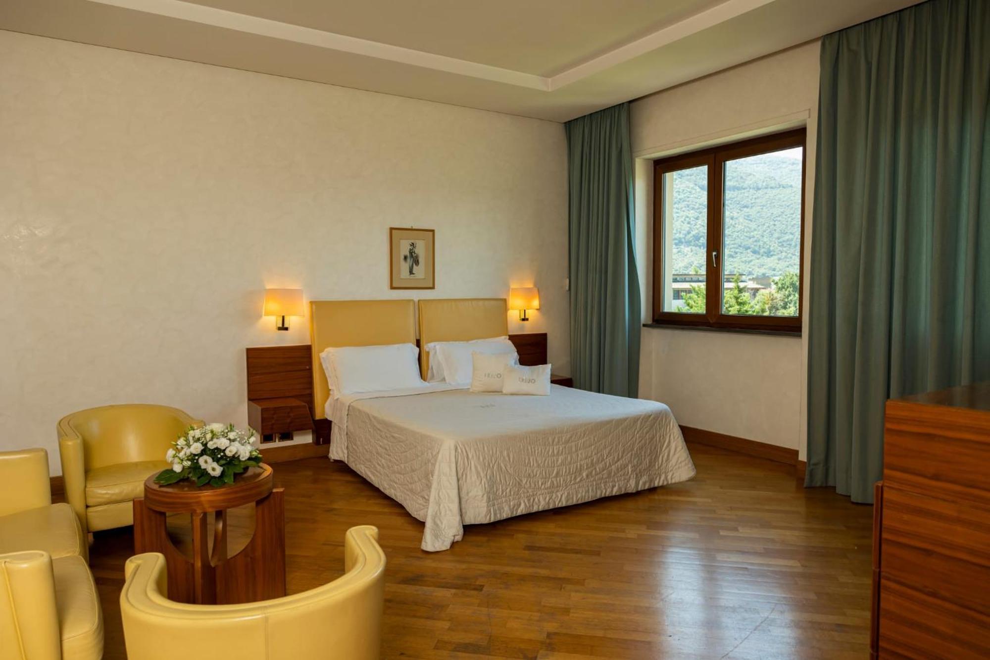 Solofra Palace Hotel & Resort מראה חיצוני תמונה